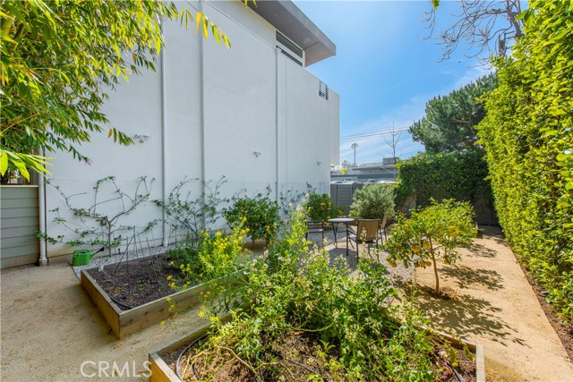 1775 Mathews Avenue, Manhattan Beach, California 90266, 3 Bedrooms Bedrooms, ,3 BathroomsBathrooms,Residential,Sold,Mathews,SB17054107