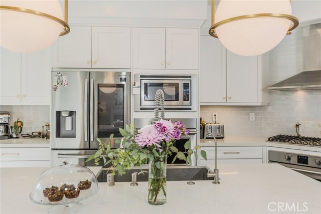 721 Cinnabar Place, Simi Valley CA: https://media.crmls.org/medias/2e8497d7-0064-4053-80c3-6d307d22ce90.jpg