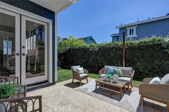 Detail Gallery Image 24 of 43 For 1808 Pullman Ln #B,  Redondo Beach,  CA 90278 - 4 Beds | 2/1 Baths