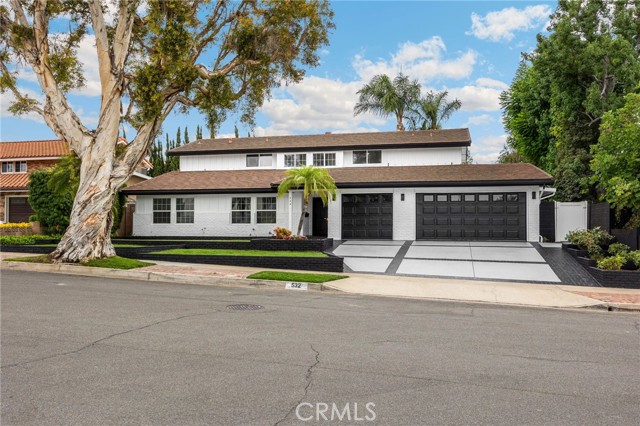 Detail Gallery Image 2 of 64 For 532 Somerset Dr, Placentia,  CA 92870 - 6 Beds | 4 Baths