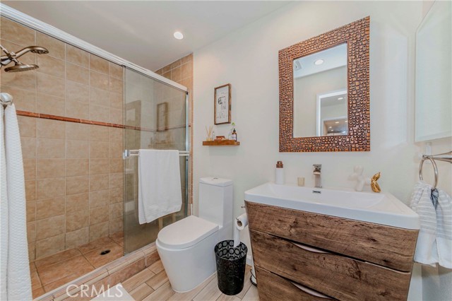 Detail Gallery Image 11 of 35 For 1940 N Highland, Los Angeles,  CA 90068 - 2 Beds | 2 Baths