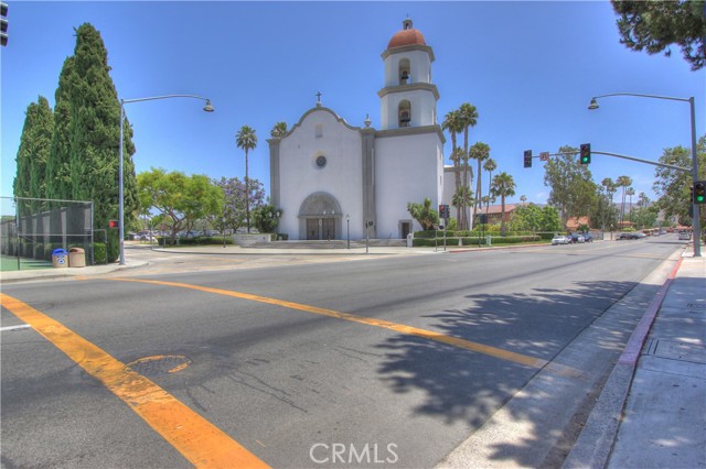 30788 Calle Chueca, San Juan Capistrano CA: https://media.crmls.org/medias/2e8649e7-7515-4852-9763-6d05ac3b0522.jpg