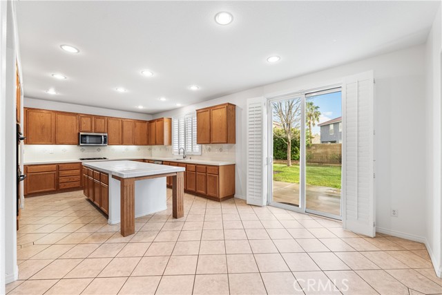 Detail Gallery Image 28 of 74 For 3642 Club Rancho, Palmdale,  CA 93551 - 5 Beds | 4 Baths