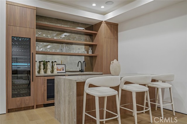 4219 Costello Avenue, Sherman Oaks CA: https://media.crmls.org/medias/2e86c9de-9903-4939-bc94-6e1864c683ca.jpg
