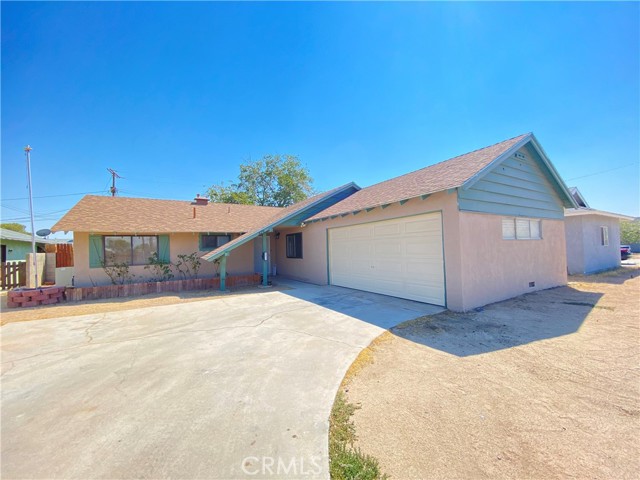 329 E Church Avenue, Ridgecrest CA: https://media.crmls.org/medias/2e872f03-848b-4fe7-ab31-533ab6bc3496.jpg