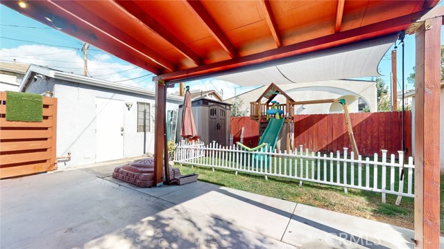Detail Gallery Image 23 of 31 For 1455 E California Ave, Glendale,  CA 91206 - 2 Beds | 2 Baths