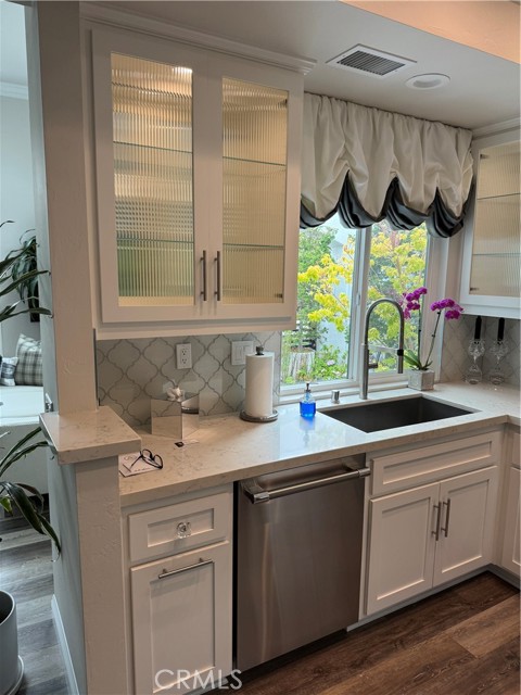 Detail Gallery Image 27 of 29 For 28185 via Luis, Laguna Niguel,  CA 92677 - 2 Beds | 2 Baths
