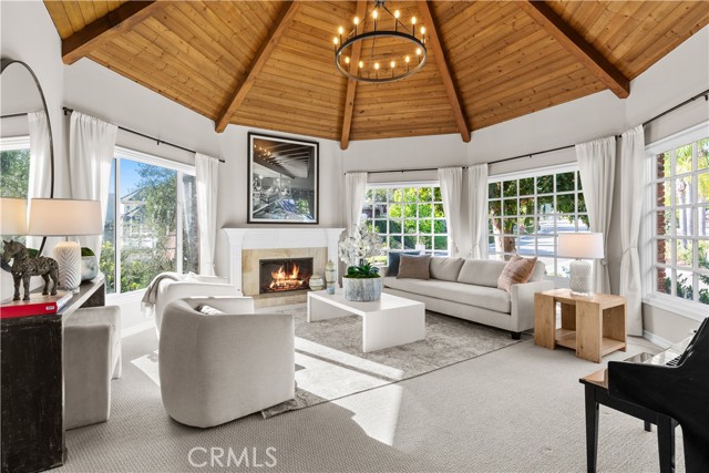 Image 4 of 24 For 25712 Highplains Terrace