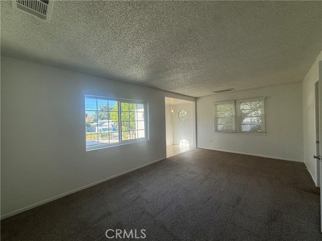 Detail Gallery Image 27 of 52 For 10358 Eldora Ave, Sunland,  CA 91040 - 2 Beds | 2 Baths