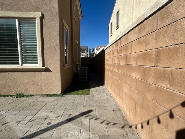 Detail Gallery Image 35 of 40 For 3195 E Olympic, Ontario,  CA 91762 - 3 Beds | 2/1 Baths