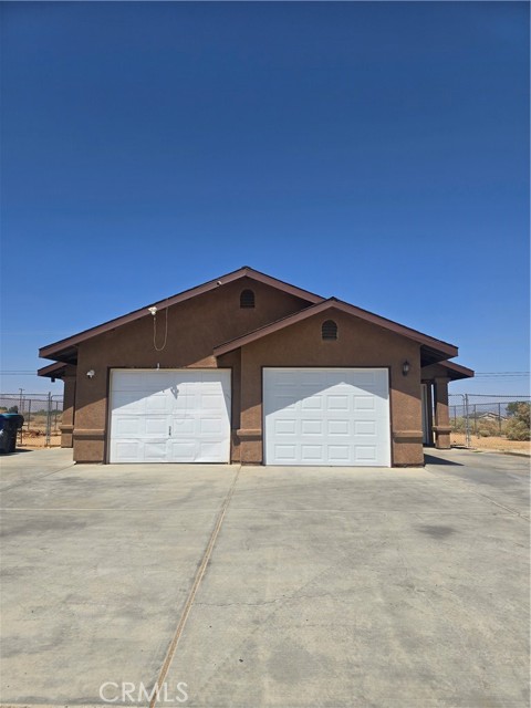 Detail Gallery Image 2 of 21 For 7641 Walpole Ave, California City,  CA 93505 - 3 Beds | 2 Baths