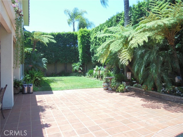 1535 Via Arroyo, La Verne CA: https://media.crmls.org/medias/2e8d0d8d-570d-4cf8-98ef-5a8a64f15843.jpg