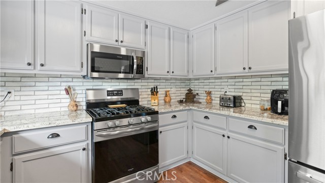 10018 El Capitan Way, Kelseyville CA: https://media.crmls.org/medias/2e8d392e-2569-4dfd-b0d8-8d646a5ac357.jpg