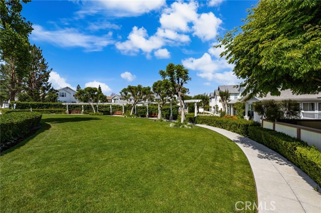 Detail Gallery Image 32 of 42 For 167 Iris Ln, Brea,  CA 92821 - 3 Beds | 2/1 Baths