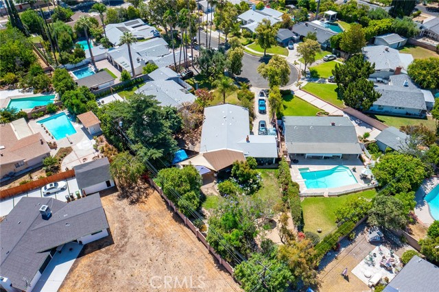 Detail Gallery Image 18 of 19 For 17531 Romar St, Northridge,  CA 91325 - 4 Beds | 2 Baths