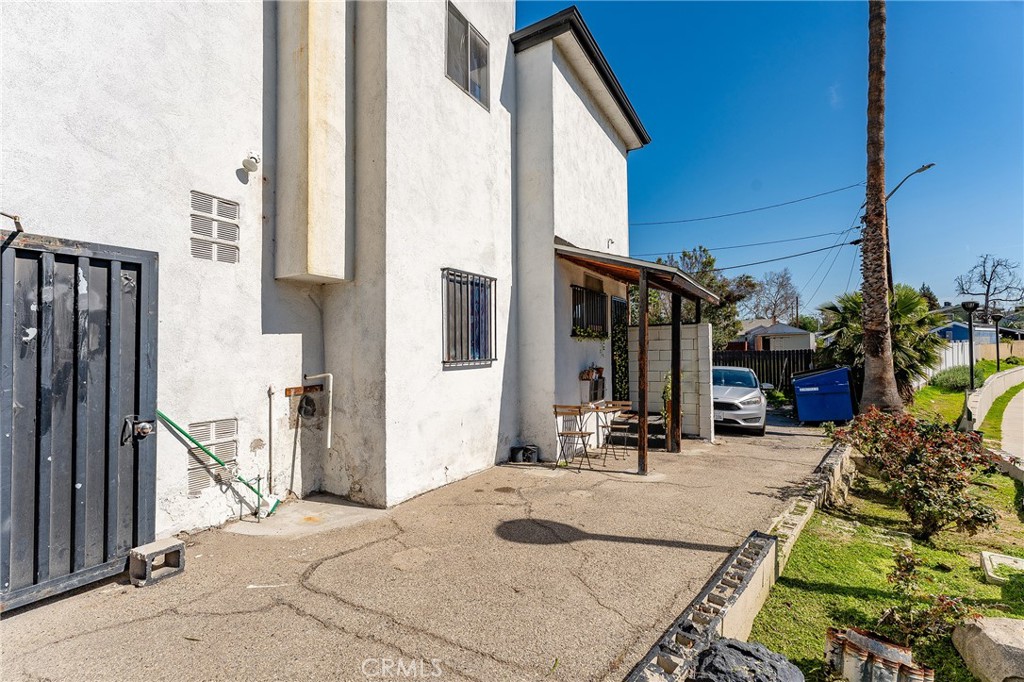 252 W Elm AvenueBurbank img 13