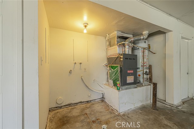 43602 Serenity Court, Lancaster CA: https://media.crmls.org/medias/2e8e037e-dcfe-46aa-bc35-a91066caf935.jpg