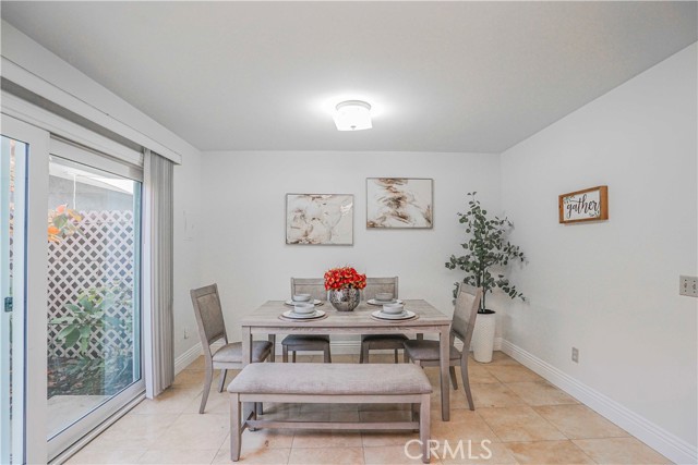 Detail Gallery Image 12 of 45 For 17721 Norwalk #11,  Artesia,  CA 90701 - 3 Beds | 2/1 Baths