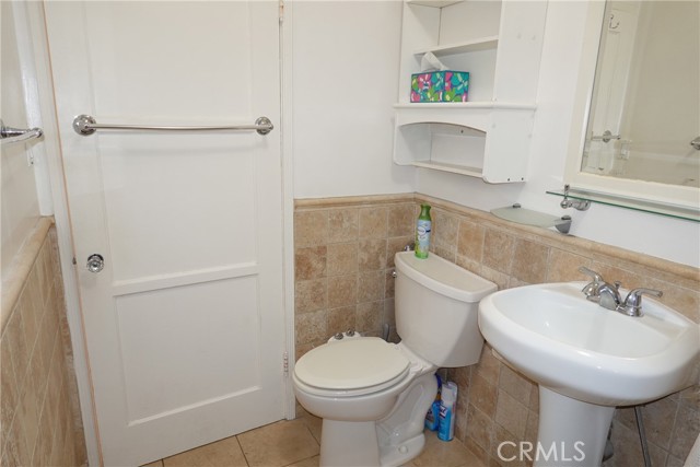 Detail Gallery Image 16 of 23 For 4828 Norwich Ave, Sherman Oaks,  CA 91403 - 2 Beds | 1 Baths