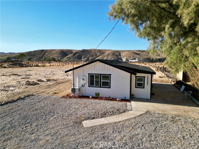 Detail Gallery Image 6 of 35 For 28062 Waterman Rd, Barstow,  CA 92311 - 1 Beds | 1 Baths