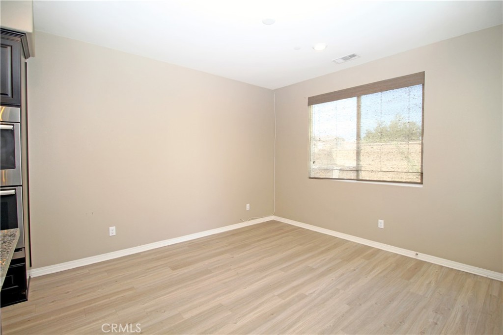 11927 Berlyn Dove Court