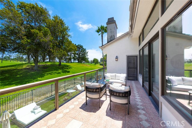 Detail Gallery Image 5 of 48 For 90 Ocean Vista, Newport Beach,  CA 92660 - 2 Beds | 2/1 Baths