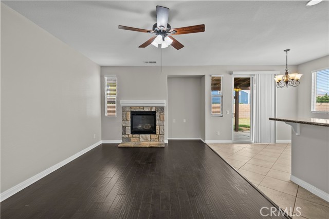 Detail Gallery Image 12 of 42 For 5741 Spice, Lancaster,  CA 93536 - 3 Beds | 2 Baths