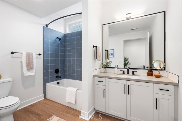 Detail Gallery Image 26 of 71 For 414 Main St #300,  Huntington Beach,  CA 92648 - 2 Beds | 2/1 Baths