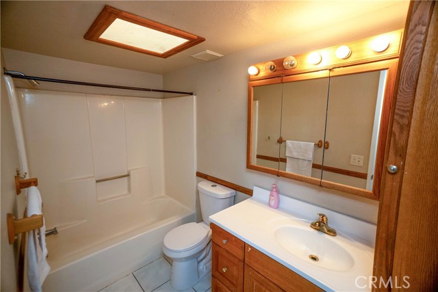 Detail Gallery Image 38 of 56 For 7795 Oakwood, Hesperia,  CA 92345 - 3 Beds | 2 Baths