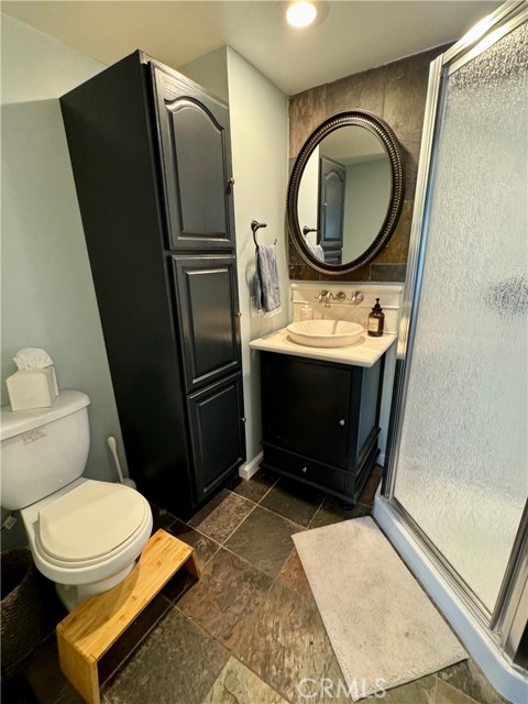 437 Cypress Drive, Laguna Beach CA: https://media.crmls.org/medias/2e925181-d6ef-4384-b900-9cac6d8fcc03.jpg