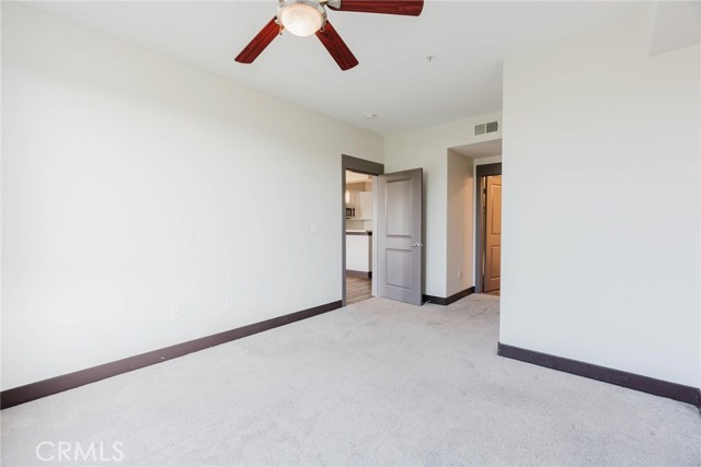 24595 Town Center Drive, Valencia CA: https://media.crmls.org/medias/2e926fe1-9c1f-4c32-8abb-6d090bf9fbd4.jpg