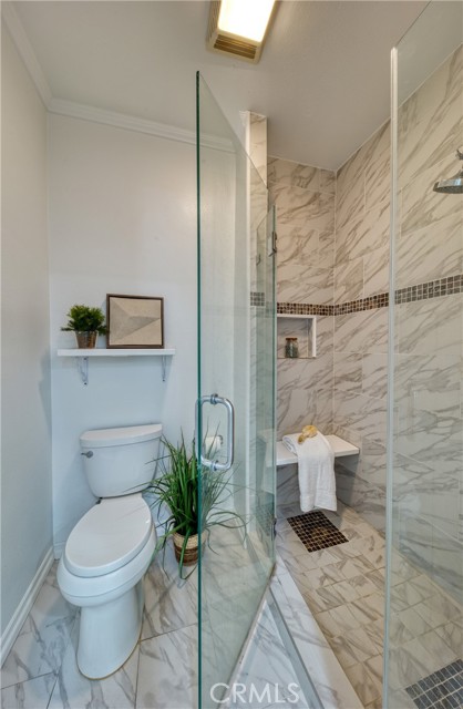 1665 Federal Avenue, Los Angeles CA: https://media.crmls.org/medias/2e942b28-8d44-4e90-ae77-1b081096b492.jpg