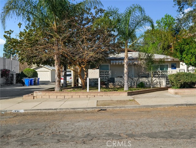 271 N Palm Ave #A, Upland, CA 91786