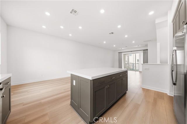 Detail Gallery Image 18 of 74 For 312 Tank, Irvine,  CA 92618 - 3 Beds | 3/1 Baths