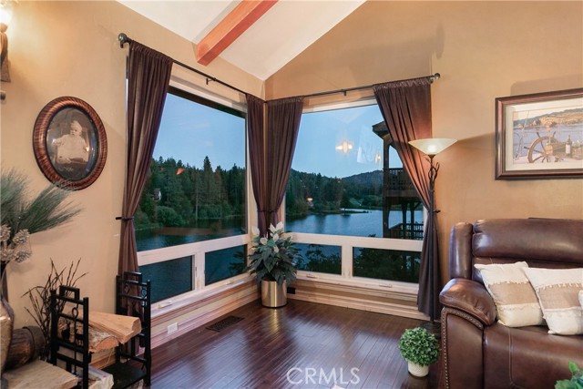 Detail Gallery Image 40 of 42 For 781 Brentwood Dr, Lake Arrowhead,  CA 92352 - 5 Beds | 3/1 Baths