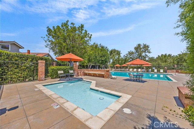 4 Ribera, Irvine CA: https://media.crmls.org/medias/2e960564-cd0c-49d8-8ff5-c17f5c77a63a.jpg