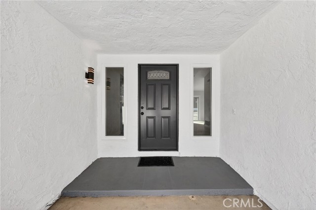 Detail Gallery Image 5 of 63 For 6568 Avenida Mariposa, Jurupa Valley,  CA 92509 - 4 Beds | 2 Baths