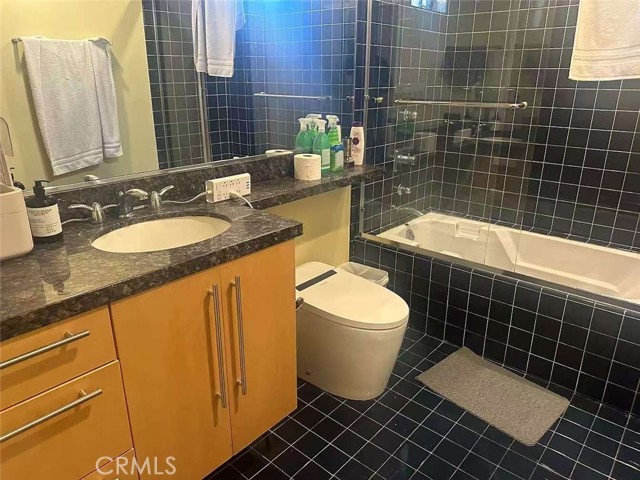 Detail Gallery Image 27 of 32 For 1218 Olancha Dr, Los Angeles,  CA 90065 - 3 Beds | 2/1 Baths