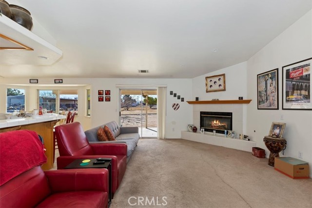 Detail Gallery Image 11 of 30 For 15103 Fir St, Hesperia,  CA 92345 - 4 Beds | 2/1 Baths