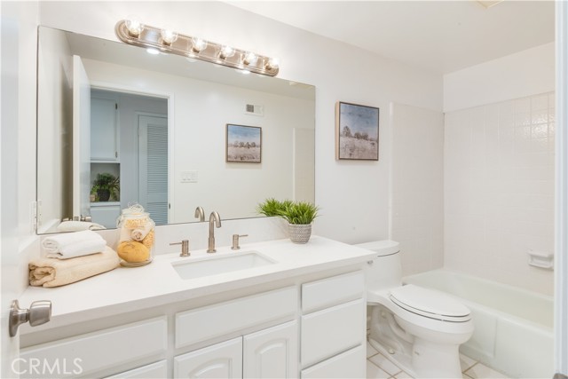 33 Cypress Way, Rolling Hills Estates, California 90274, 3 Bedrooms Bedrooms, ,2 BathroomsBathrooms,Residential,Sold,Cypress,PV23075846
