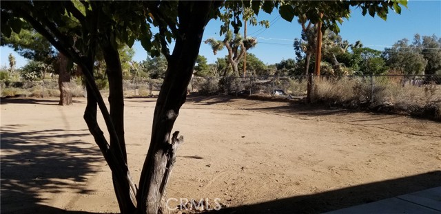 Detail Gallery Image 32 of 32 For 7587 Elk Trl, Yucca Valley,  CA 92284 - 2 Beds | 2 Baths