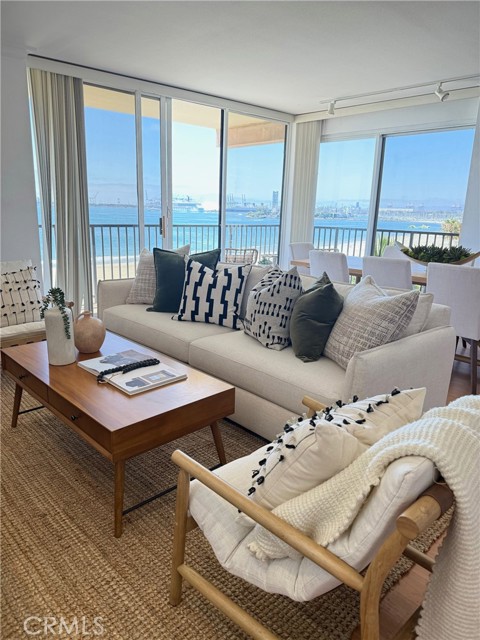 Detail Gallery Image 8 of 46 For 1750 E Ocean Bld #213,  Long Beach,  CA 90802 - 2 Beds | 2 Baths