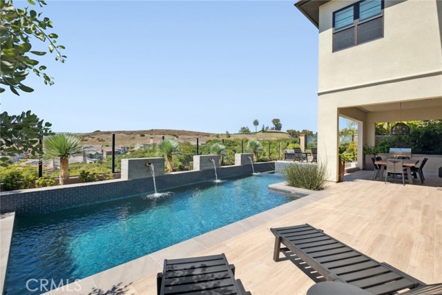 Detail Gallery Image 13 of 40 For 33851 Paseo Eternidad, San Juan Capistrano,  CA 92675 - 5 Beds | 5/1 Baths