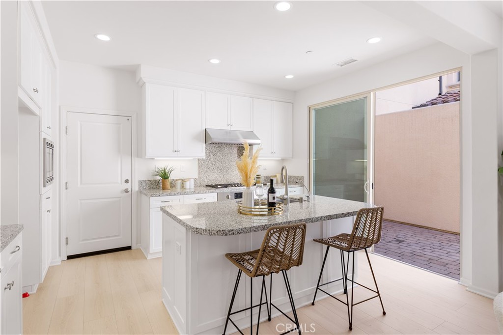 2e9a186c 50ea 43b3 9484 386d77278810