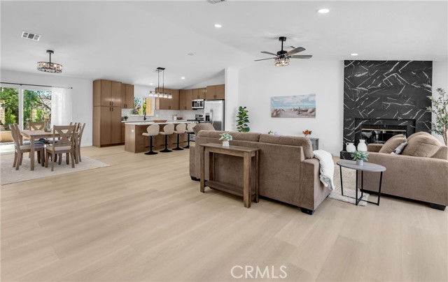 9740 Capiland Road, Desert Hot Springs CA: https://media.crmls.org/medias/2e9ac418-a07d-4cd3-9049-3ec4b15560fc.jpg