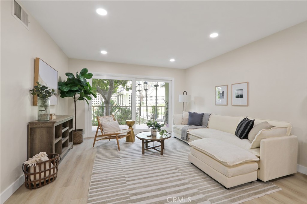 1301 S Atlantic #101