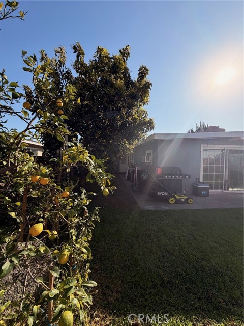 Detail Gallery Image 24 of 26 For 2403 W Almond Ave, Orange,  CA 92868 - 3 Beds | 2 Baths