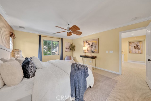 63 Splendor, Irvine CA: https://media.crmls.org/medias/2e9d8110-9563-41ac-b9fb-c2c9214d6523.jpg