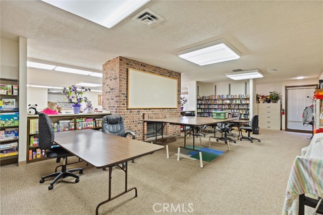 Detail Gallery Image 24 of 30 For 701 E Lassen Ave #232,  Chico,  CA 95973 - 3 Beds | 2 Baths