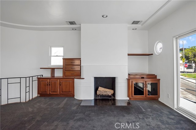 225 27th Street, Manhattan Beach, California 90266, 4 Bedrooms Bedrooms, ,2 BathroomsBathrooms,Residential,Sold,27th,SB21159136